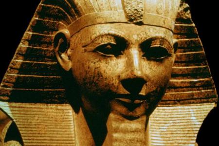 Hatshepsut Was A Great Pharaoh. She Ruled From 1479 BCE To 1458 BCE. One Of Several Great Female Pharaohs. However, Just Being Female Does Not Make Someone Great. Some Female Rulers, From China, To France, To Yucatan, Were Nasty Civilization-Destroying Plutocrats